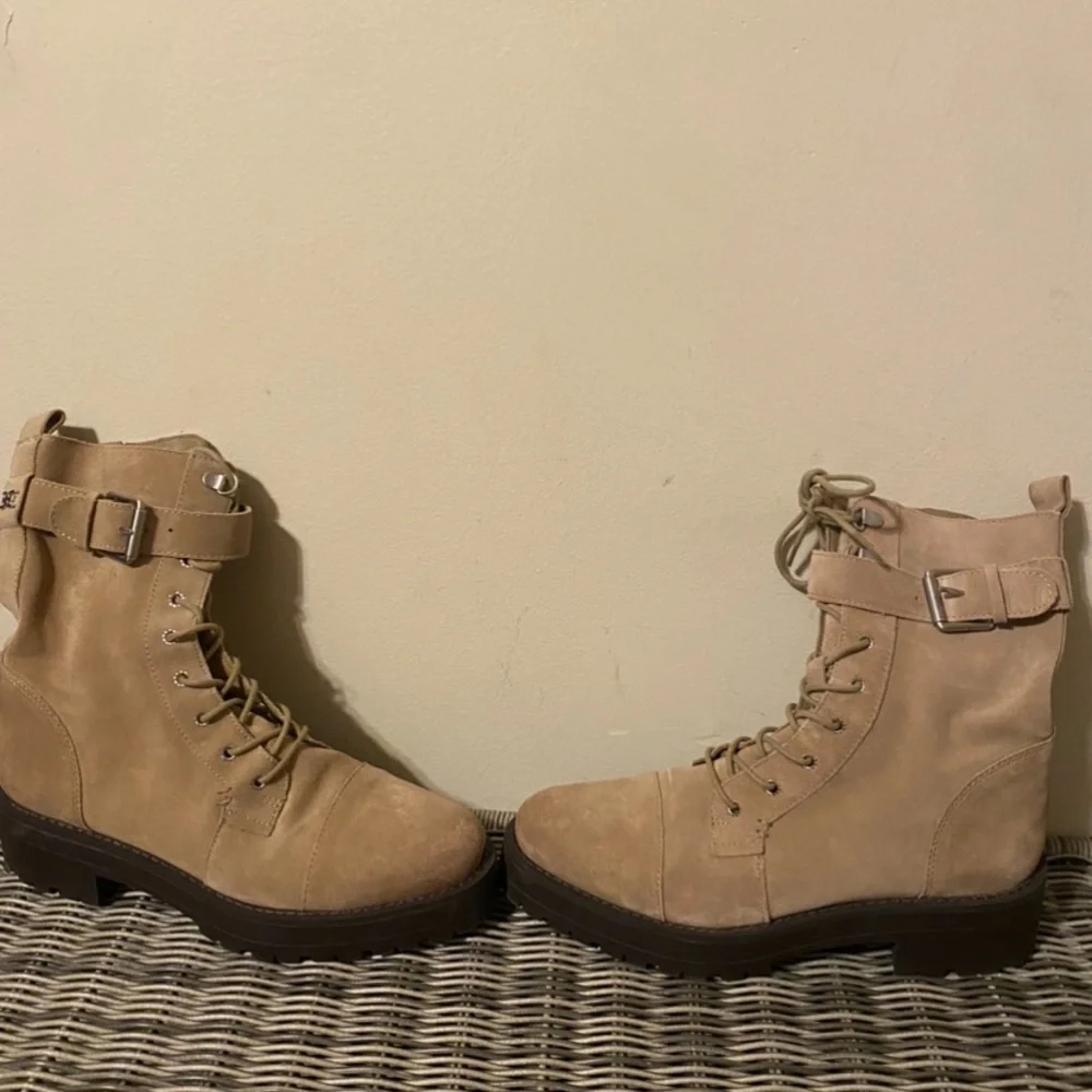 Sam Edelman  junip tan suede lug sole combat boots - Picture 5 of 8